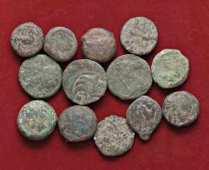 LOTTI - Greche  Lotto di 13 monete puniche