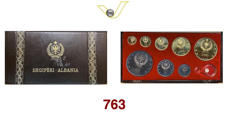 ALBANIA  Serie di 8 valori in ... 