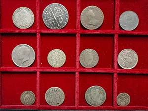 24 monete estere in Ag (10 modulo ... 