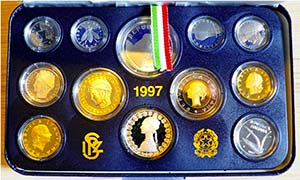 ITALIA - 1997 - Serie 12 valori    Con ... 
