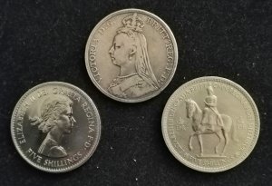 3 scudi inglesi: Corona 1889, 5 Scellini ... 