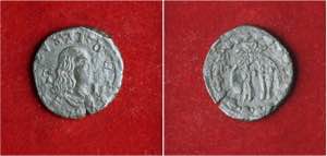NAPOLI - CARLO II, TORNESE 1679, MIR 308/3 