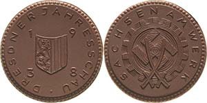 Drittes Reich  Braune Porzellanmedaille 1939 ... 
