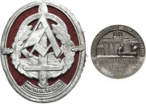 Drittes Reich  Weißmetallabzeichen 1936. ... 