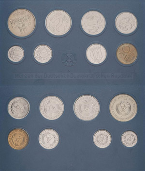 Kursmünzensätze in Stempelglanz  1 Pfennig ... 