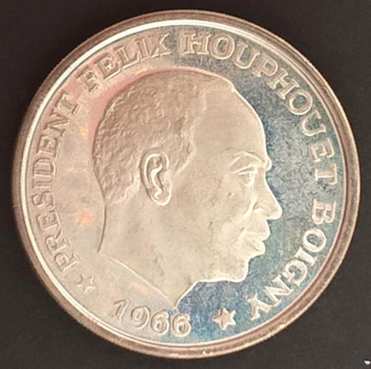 Costa dAvorio - 10 franchi, 1966 ... 