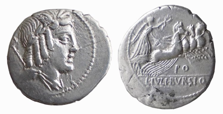 JULIA (85 a.C.) L.Julius Bursio - ... 