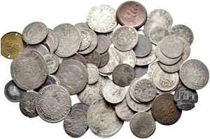 Diverse Münzen. Kleinmünzen und Marken des ... 