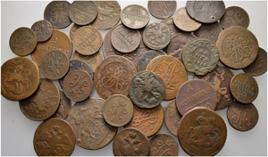 Different Russian copper and silver coins ... 